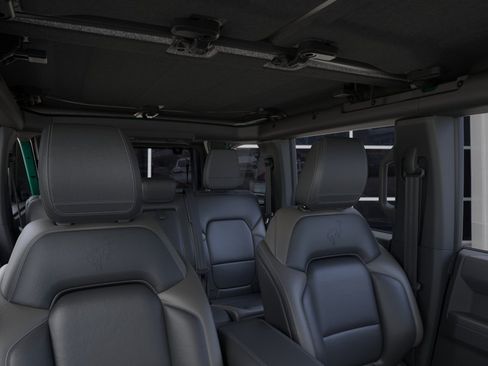 New 2025 Ford Bronco Outer Banks AWD/4WD image 12