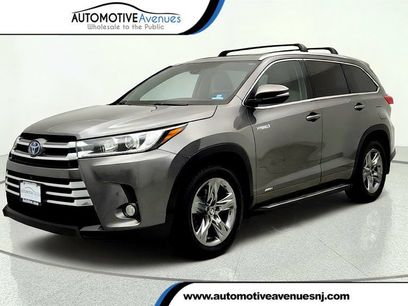 Used 2018 Toyota Highlander Limited Platinum