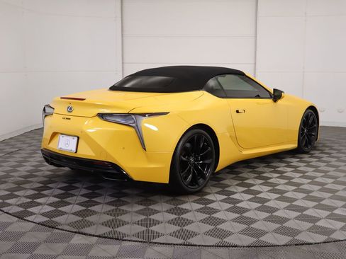 Used 2021 Lexus LC 500 Convertible image 13