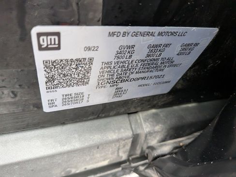 Used 2023 Chevrolet Suburban LS image 39