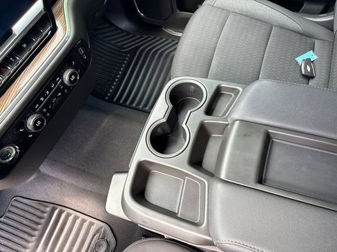 Used 2023 Chevrolet Silverado 1500 LT AWD/4WD image 33