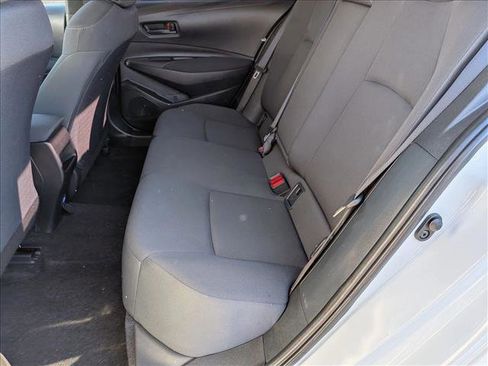 Used 2022 Toyota Corolla LE image 18