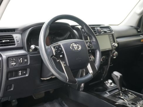 Used 2023 Toyota 4Runner 40th Anniversary SE AWD/4WD image 11