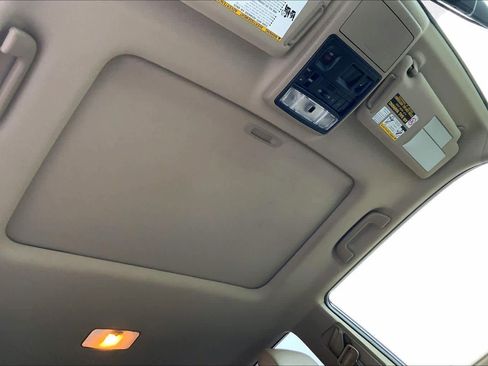 Used 2016 Toyota 4Runner Limited image 13