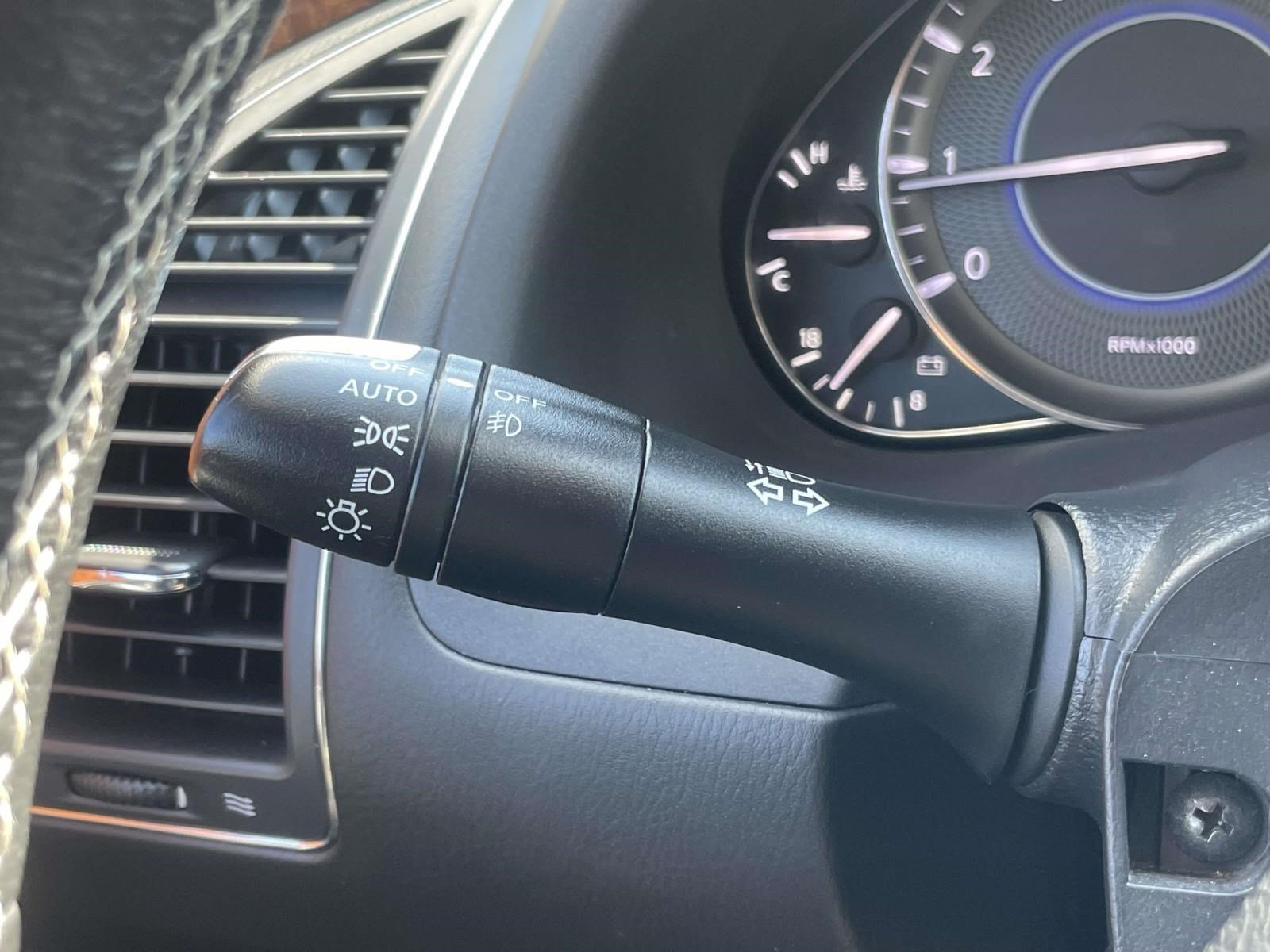 Used 2019 INFINITI QX80 Luxe AWD/4WD image 24