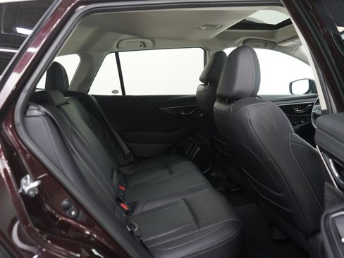 Used 2024 Subaru Outback Touring AWD/4WD image 12