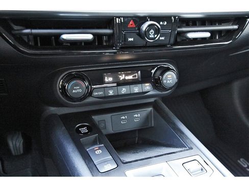 New 2026 Nissan Kicks SV image 21