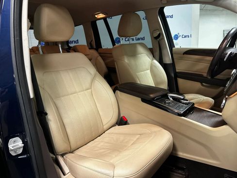 Used 2017 Mercedes-Benz GLS 450 4MATIC image 26