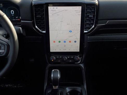 New 2025 Ford Ranger Lariat w/ Black Appearance Package image 27