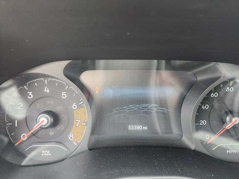 Used 2024 Jeep Compass Latitude image 12