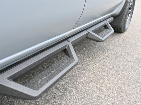 New 2025 Nissan Frontier PRO-4X w/ Pro Premium Package image 10