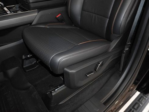 New 2025 Ford F150 Lariat w/ Equipment Group 502A High image 25