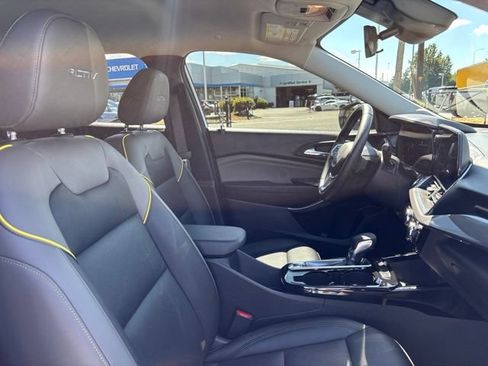 Used 2024 Chevrolet Trax ACTIV w/ Driver Confidence Package FWD image 10