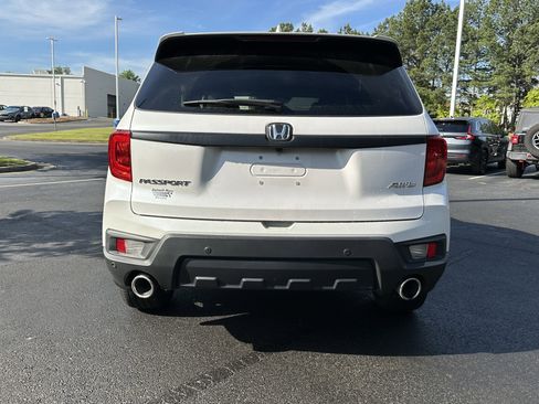 Used 2023 Honda Passport EX-L image 12