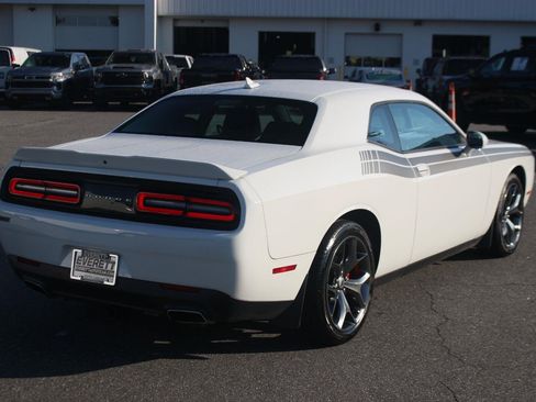 Used 2017 Dodge Challenger SXT Plus RWD image 7