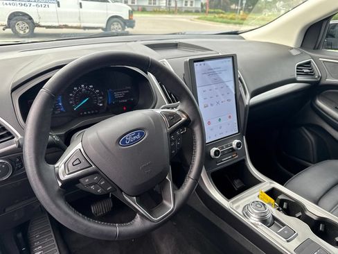 Used 2024 Ford Edge SEL w/ Convenience Package AWD/4WD image 11