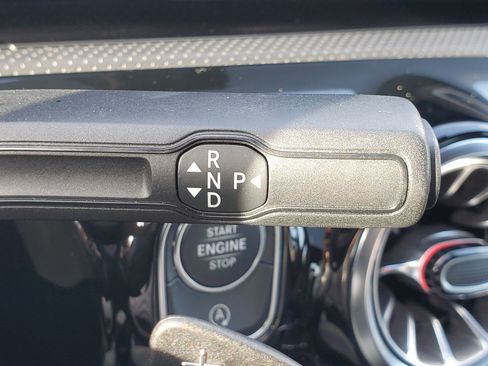 Used 2023 Mercedes-Benz CLA 250 4MATIC image 31