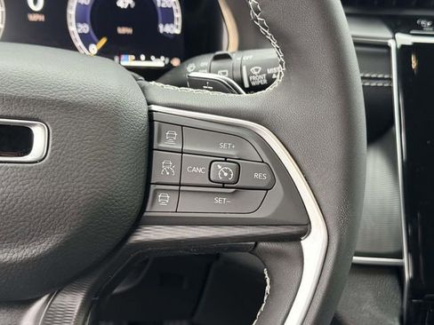 New 2026 Jeep Grand Cherokee Laredo X AWD/4WD image 10