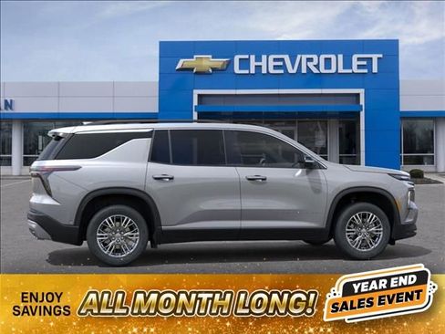 New 2026 Chevrolet Traverse LT w/ Driver Confidence Package image 5