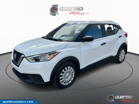 Used 2018 Nissan Kicks S w/ Exterior Electronics Package image 1