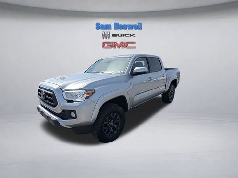 Used 2023 Toyota Tacoma SR5 w/ Technology Package AWD/4WD image 4