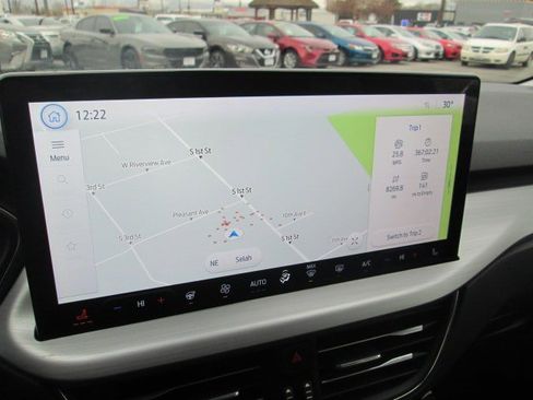Used 2024 Ford Escape Platinum AWD/4WD image 16