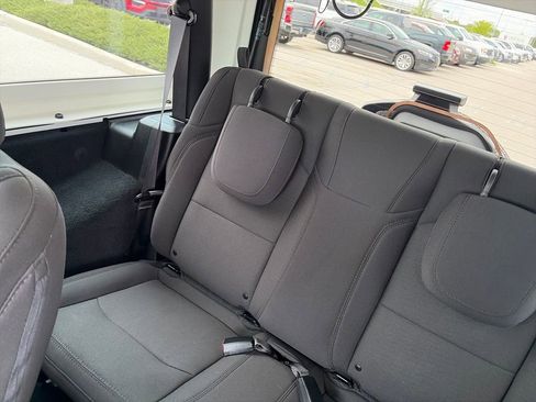 Used 2023 Jeep Wrangler Sport AWD/4WD image 29