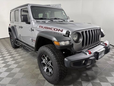 Used 2018 Jeep Wrangler Unlimited Rubicon w/ Cold Weather Group image 8