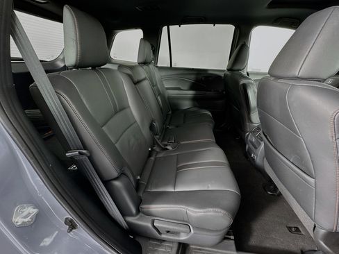 Certified 2023 Honda Passport TrailSport image 27