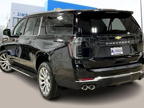 New 2026 Chevrolet Suburban Premier AWD/4WD image 3