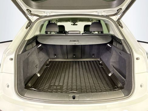 Used 2023 Audi Q5 2.0T Premium image 26