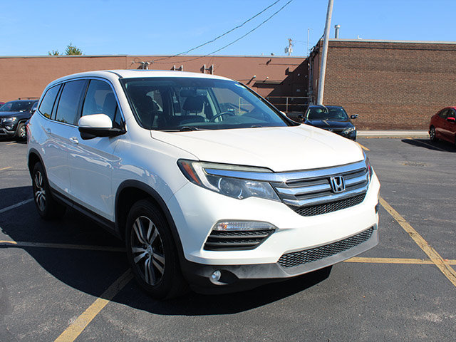 Used 2017 Honda Pilot EX-L image 4
