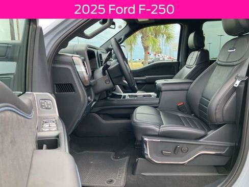New 2025 Ford F250 Platinum AWD/4WD image 26