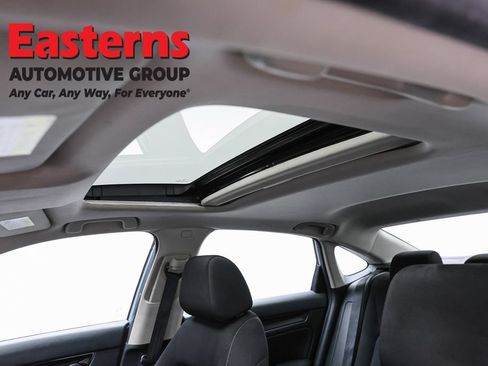 Used 2022 Honda Civic EX image 33