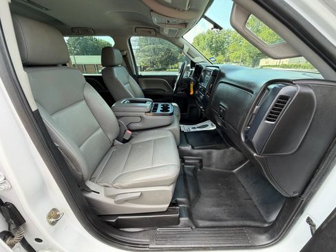 Used 2018 Chevrolet Silverado 2500 W/T RWD image 22