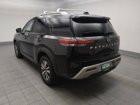 Used 2023 Nissan Pathfinder SL image 5