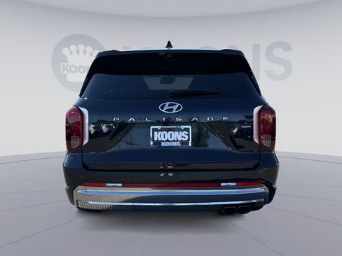 Used 2024 Hyundai Palisade Calligraphy AWD/4WD image 5