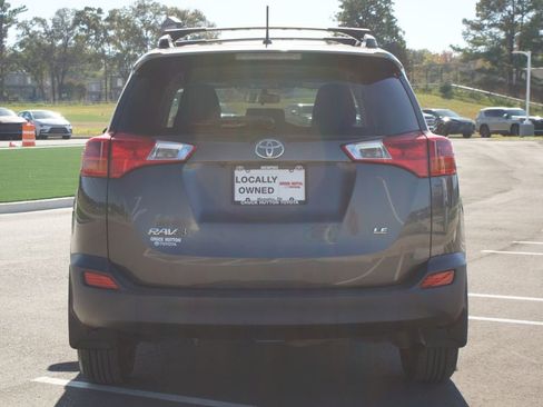 Used 2014 Toyota RAV4 LE image 3