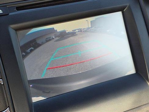Used 2016 Toyota Camry LE FWD image 13