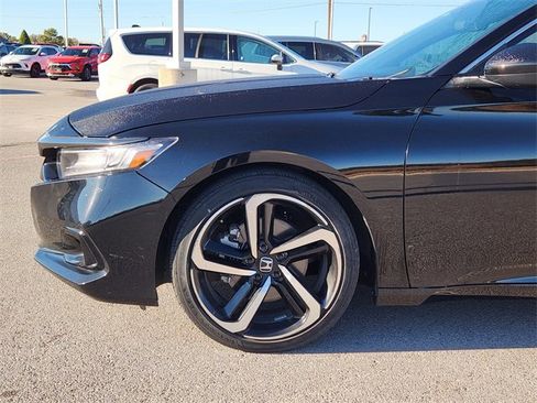 Used 2022 Honda Accord Sport image 8