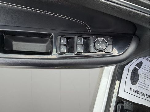 Used 2015 Ford Edge Titanium AWD/4WD image 10