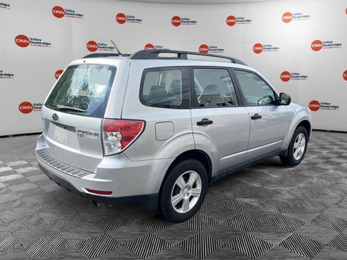 Used 2013 Subaru Forester 2.5X AWD/4WD image 7