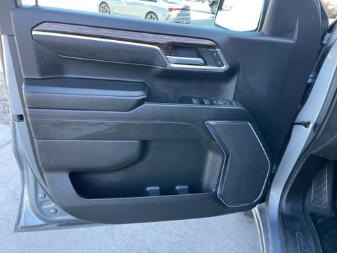 Used 2023 GMC Sierra 1500 Elevation image 13