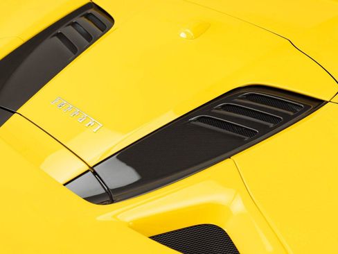 Certified 2021 Ferrari F8 Tributo RWD image 53