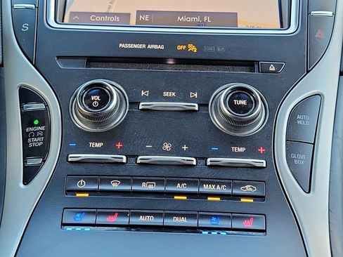 Used 2019 Lincoln Nautilus Reserve FWD image 22