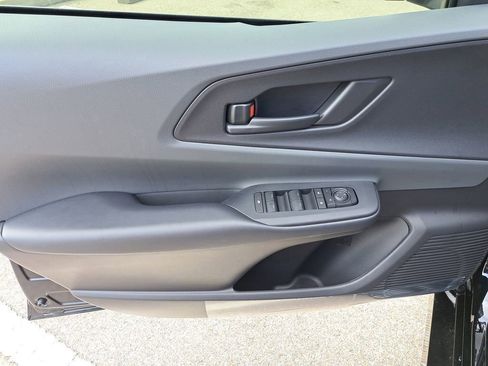 New 2026 Toyota Prius LE image 13