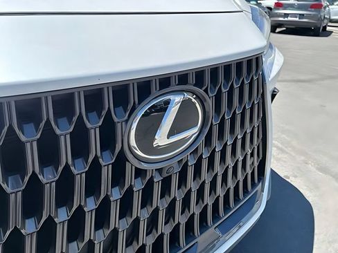 Used 2024 Lexus NX 350h AWD w/ Vision Package image 10