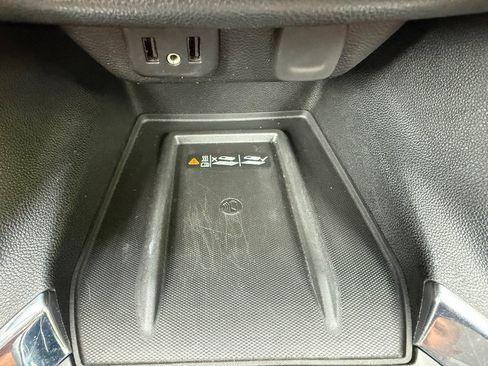 Used 2018 Chevrolet Traverse High Country w/ LPO, Floor Liner Package AWD/4WD image 33