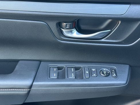 Used 2025 Honda CR-V Sport image 14