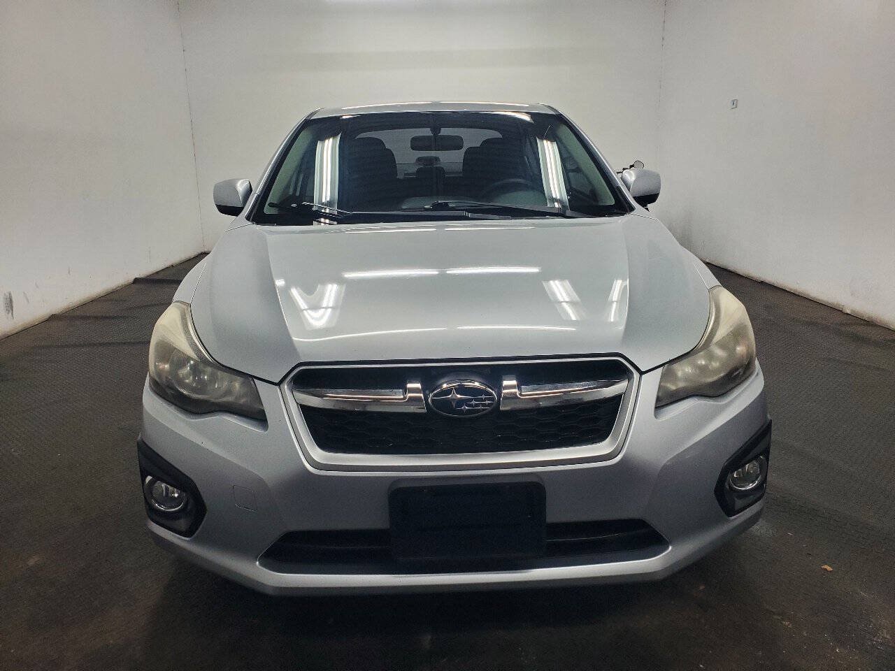 Used 2013 Subaru Impreza 2.0i Premium AWD/4WD image 2